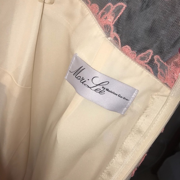 Mori Lee Mermaid Prom Dress, Size 2, Backless - Picture 7 of 8